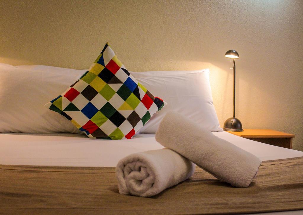 Motel Riverina Leeton Kültér fotó
