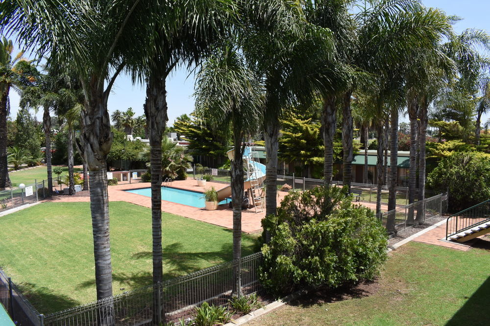 Motel Riverina Leeton Kültér fotó